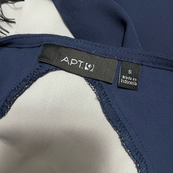 Beautiful apt. 9 Blue and White Top with Black Lace Long Sleeve Top - Picture 3 of 5